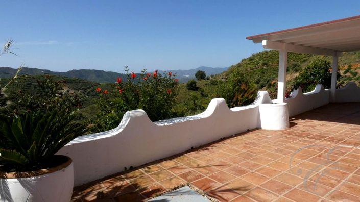 Image No.4-5 Bed Property for sale