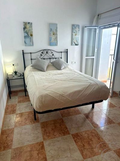 Image No.8-2 Bed Property for sale