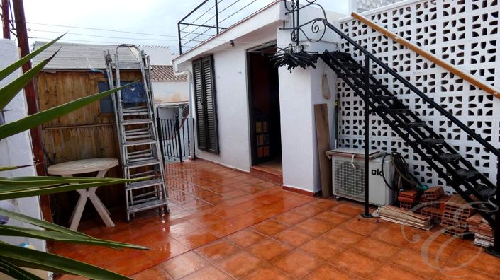 Image No.12-4 Bed Property for sale