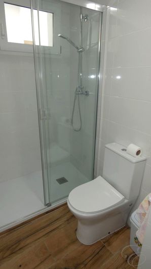 Image No.7-4 Bed Property for sale