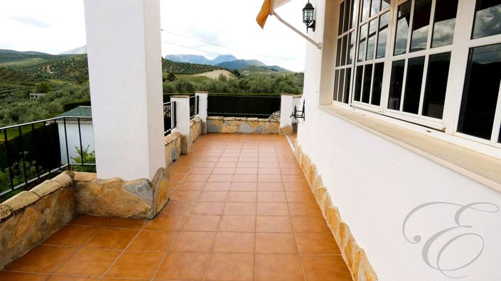 Image No.21-3 Bed Property for sale