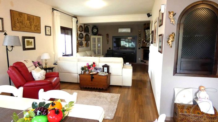 Image No.5-3 Bed Property for sale