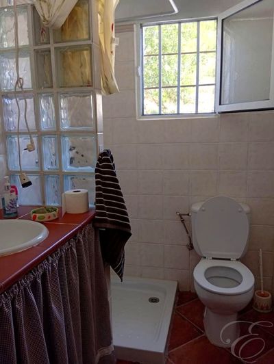 Image No.3-2 Bed Property for sale