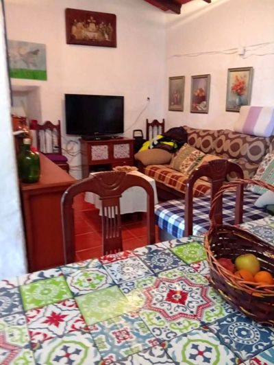 Image No.2-3 Bed Property for sale