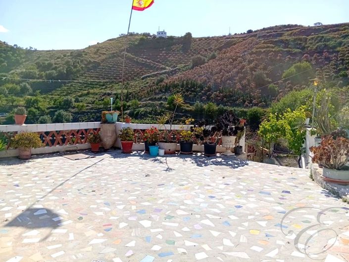 Image No.7-3 Bed Property for sale