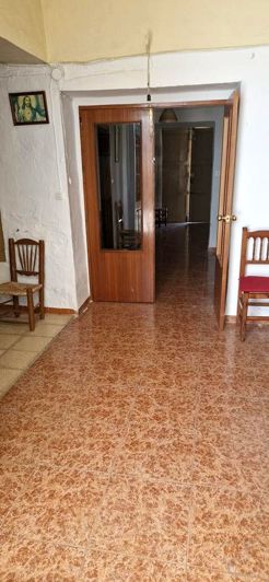 Image No.12-9 Bed Property for sale