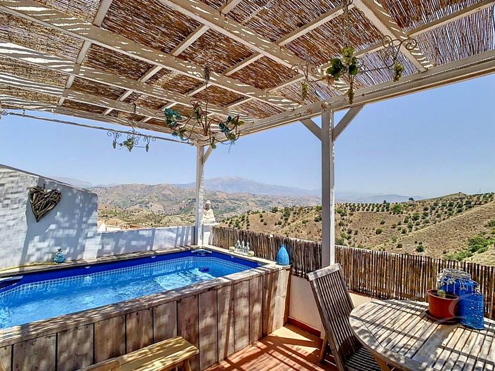 Image No.21-3 Bed Property for sale