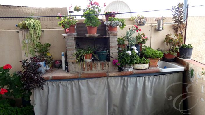 Image No.13-2 Bed Property for sale