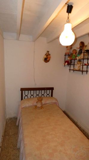 Image No.7-3 Bed Property for sale