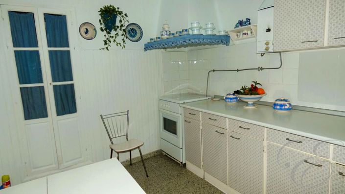 Image No.7-5 Bed Property for sale