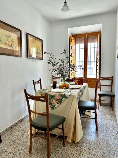 Image No.16-5 Bed Property for sale