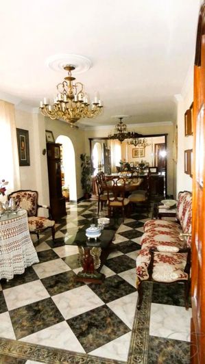 Image No.7-6 Bed Property for sale