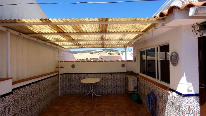 Image No.13-3 Bed Property for sale