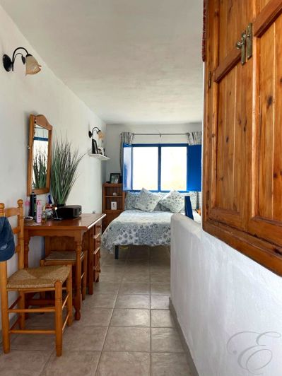 Image No.7-2 Bed Property for sale