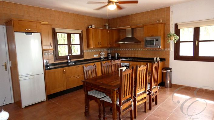 Image No.8-Propriété de 3 chambres à vendre à Benamargosa