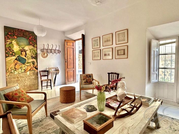 Image No.1-3 Bed Property for sale