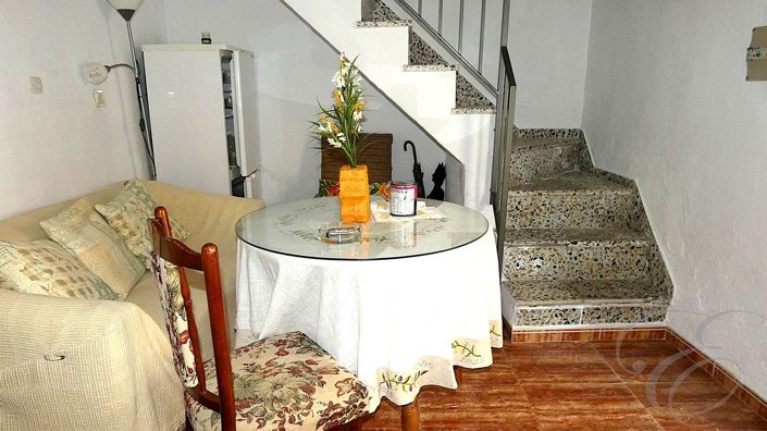 Image No.3-2 Bed Property for sale