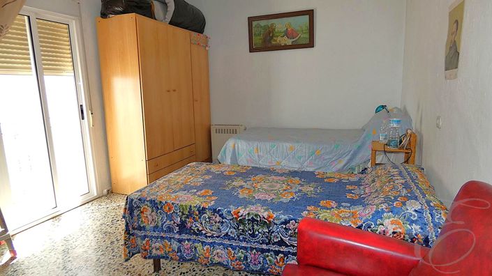 Image No.6-2 Bed Property for sale