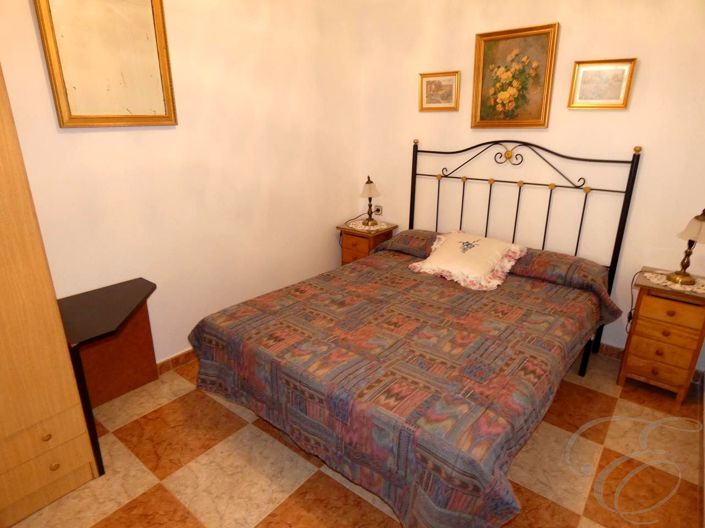 Image No.15-10 Bed Property for sale