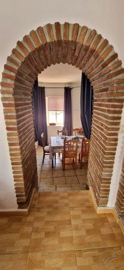 Image No.12-4 Bed Property for sale