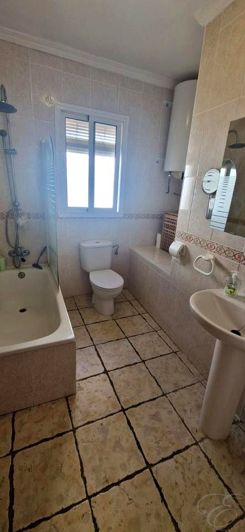 Image No.23-4 Bed Property for sale