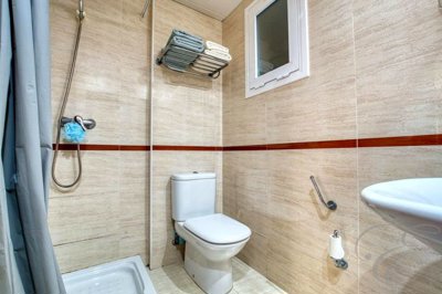 5e5259ea-0004184028