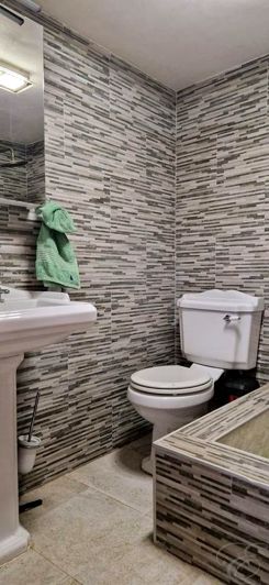 Image No.10-4 Bed Property for sale