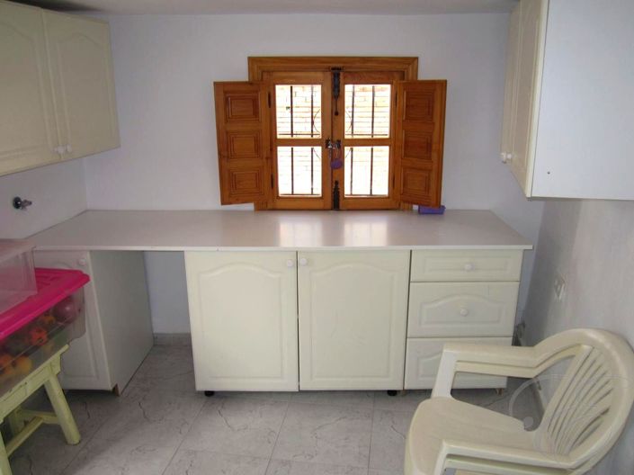 Image No.5-2 Bed Property for sale