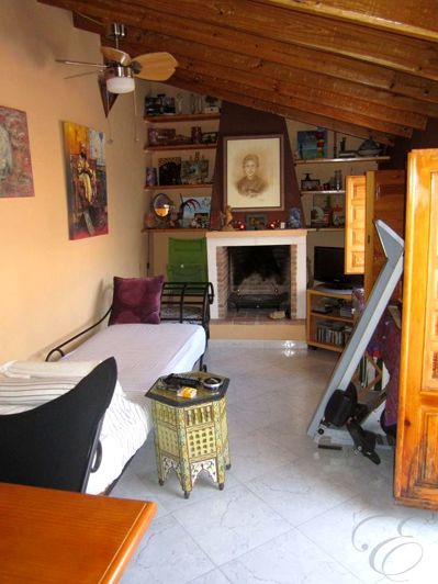 Image No.9-2 Bed Property for sale