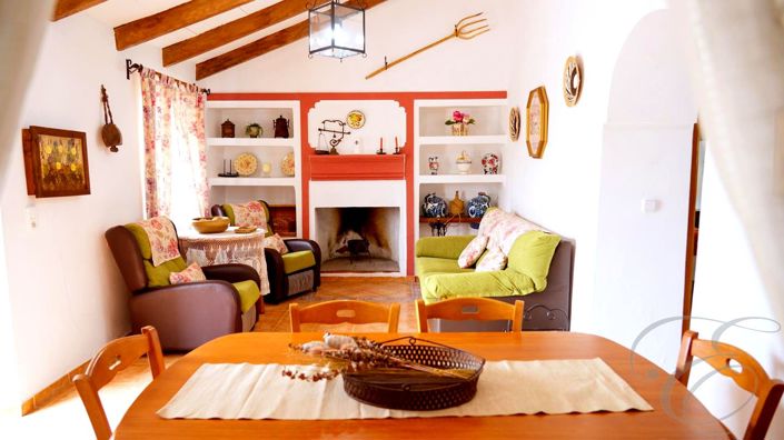 Image No.14-2 Bed Property for sale