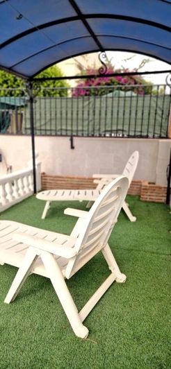 Image No.12-2 Bed Property for sale