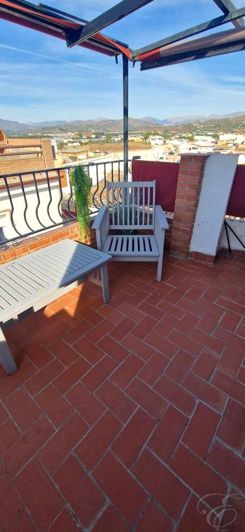 Image No.12-2 Bed Property for sale