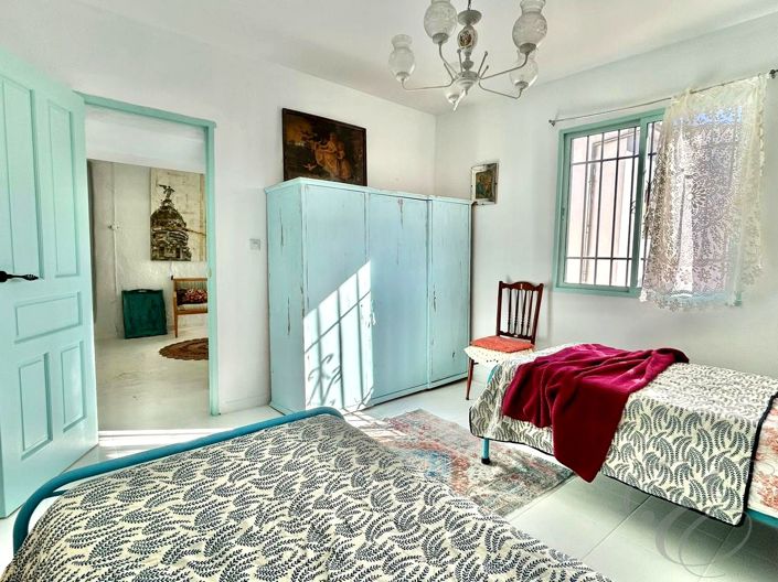 Image No.8-3 Bed Property for sale