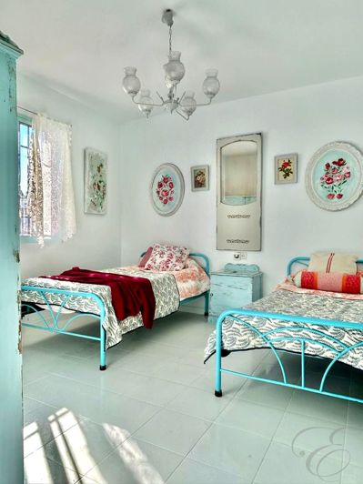 Image No.9-3 Bed Property for sale