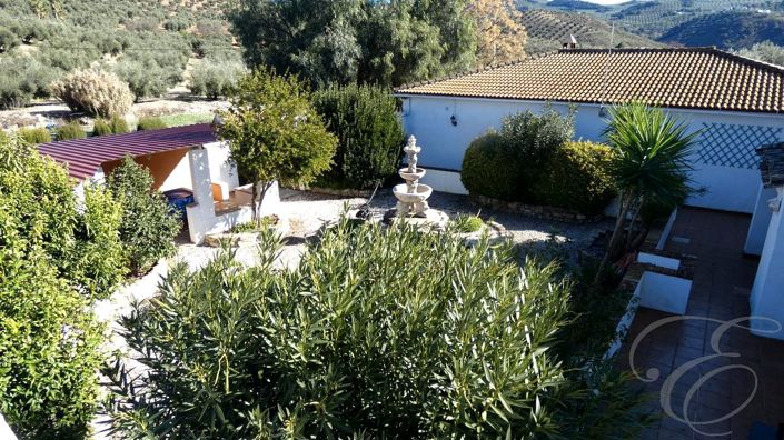 Image No.26-7 Bed Property for sale