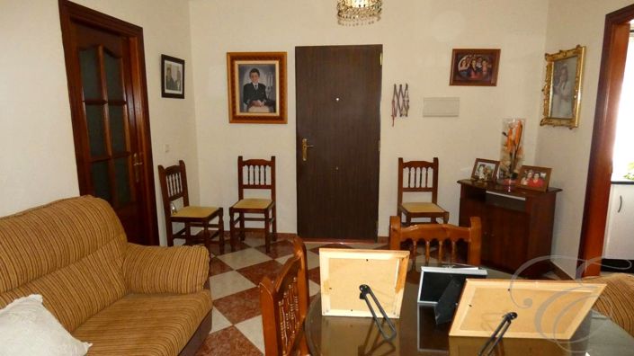 Image No.5-4 Bed Property for sale