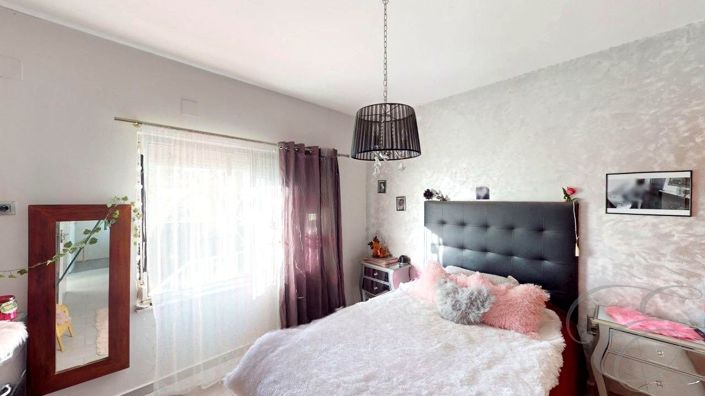 Image No.5-Propriété de 4 chambres à vendre à Benajarafe