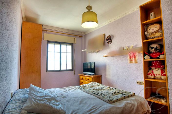 Image No.12-4 Bed Property for sale