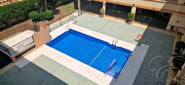 Image No.15-2 Bed Property for sale