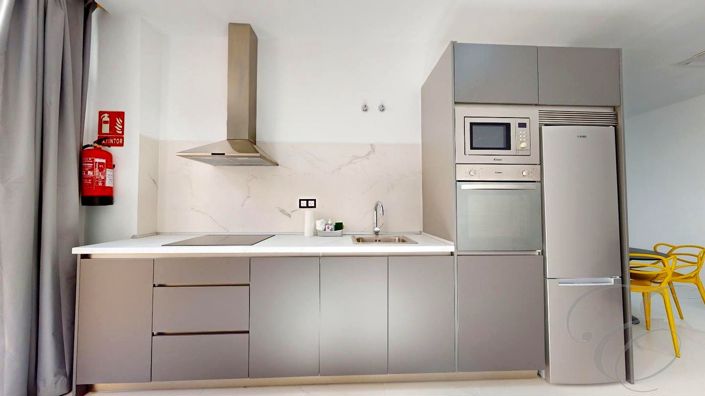 Image No.7-1 Bed Property for sale