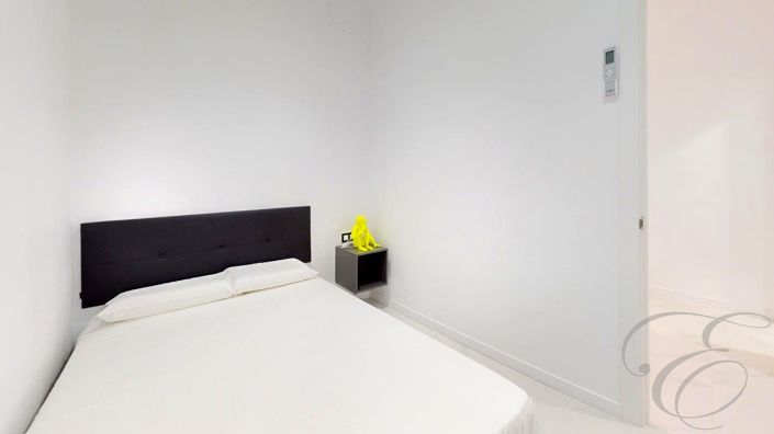 Image No.9-1 Bed Property for sale