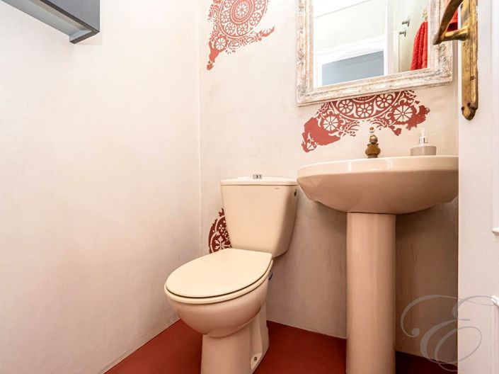 Image No.4-5 Bed Property for sale