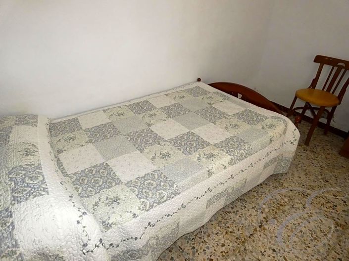 Image No.3-5 Bed Property for sale