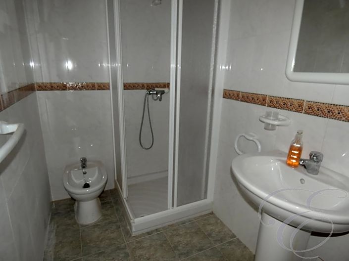 Image No.15-10 Bed Property for sale