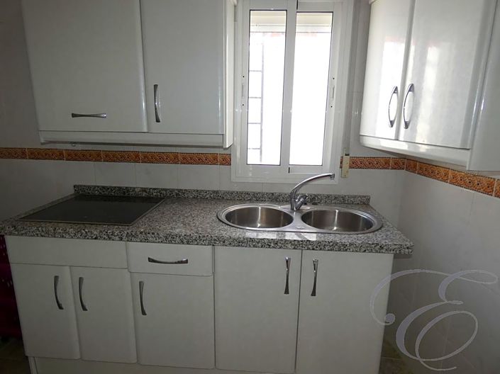 Image No.18-10 Bed Property for sale