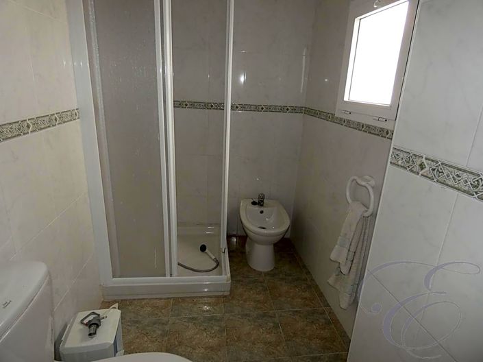 Image No.9-10 Bed Property for sale