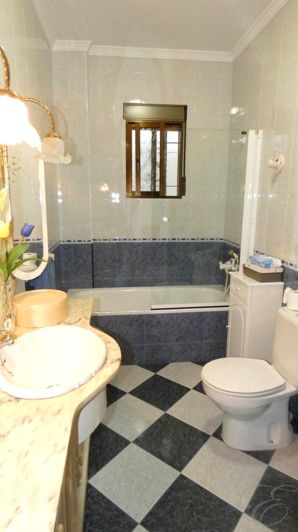 Image No.22-Propriété de 12 chambres à vendre à Montilla