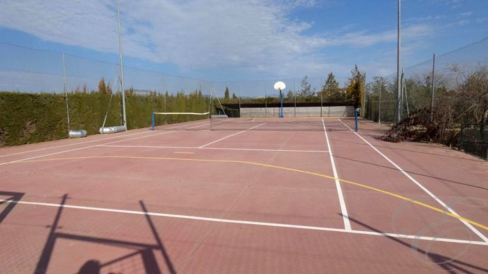 Image No.18-3 Bed Property for sale