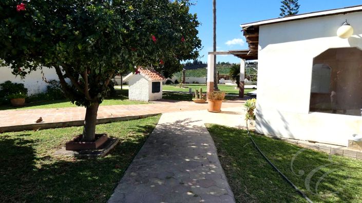 Image No.21-7 Bed Property for sale