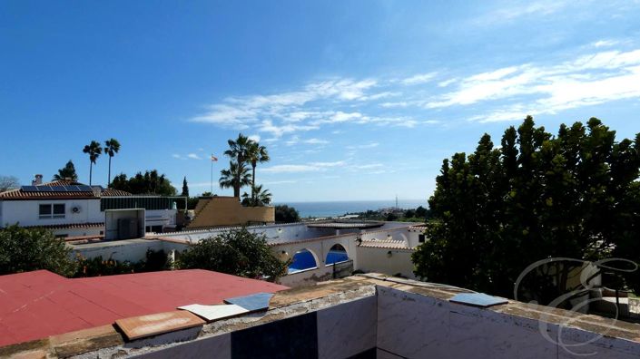 Image No.4-7 Bed Property for sale